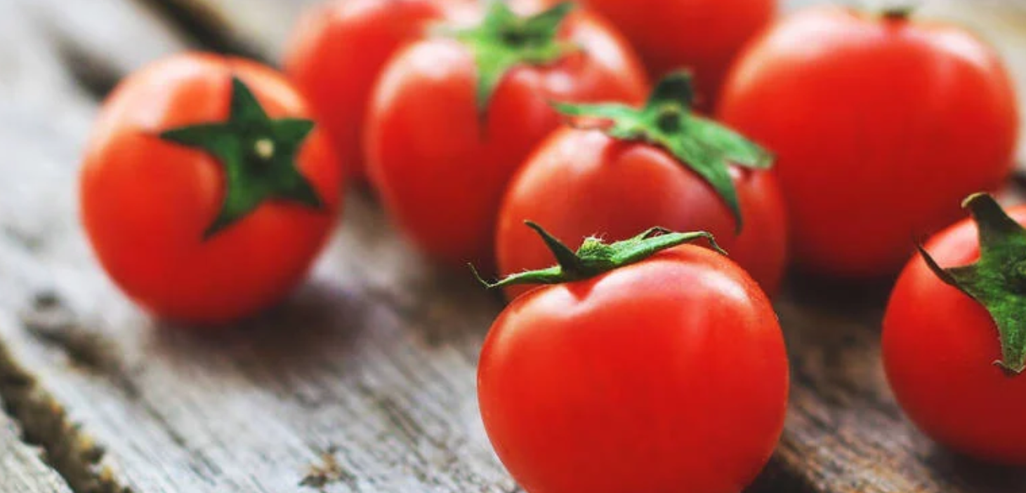 Κατακόκκινη γιορτή στην Παρεκκλησιά