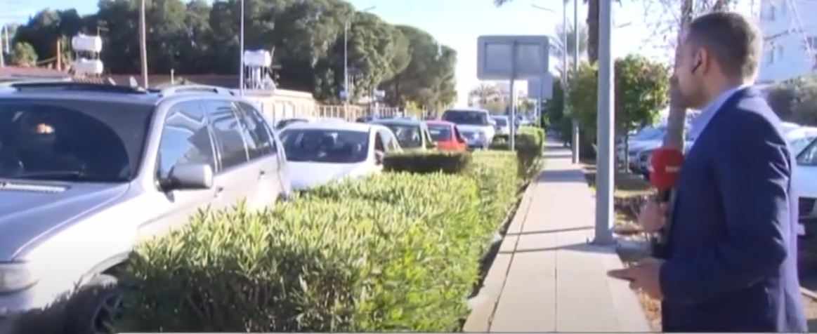 Ουρές χιλιομέτρων προς τα κατεχόμενα για φθηνά καύσιμα