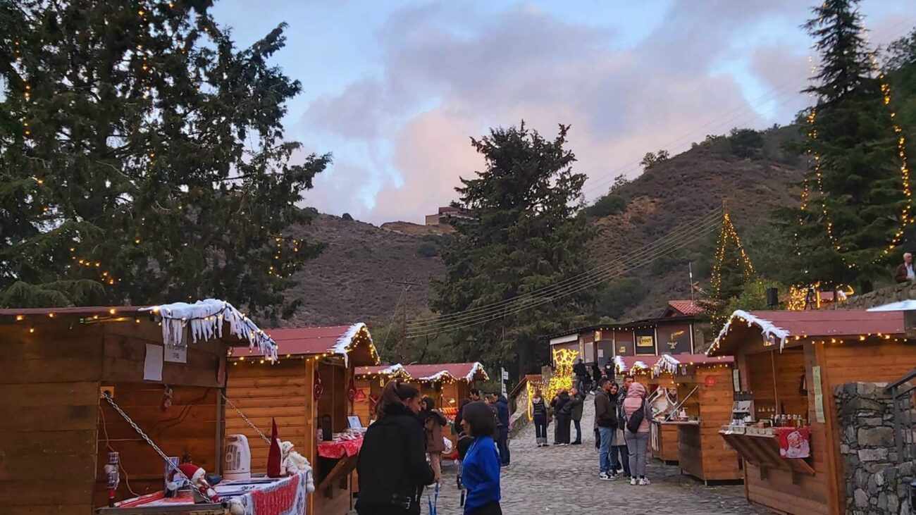 Παραμυθένιο Χριστουγεννιάτικο Χωριό στον Καλοπαναγιώτη