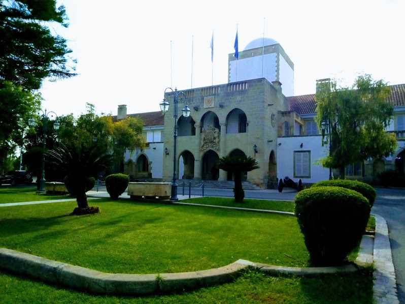 Η Κυβέρνηση θεωρεί αντισυνταγματική τη στήριξη των ιδιοκτητών κατεχόμενων περιουσιών
