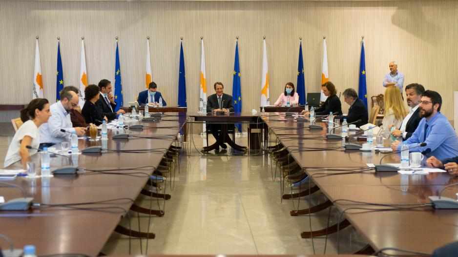 Τα είπαν οι επιδημιολόγοι χθες για το Πάσχα