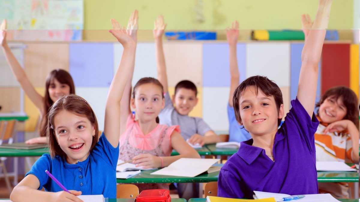 Ψάχνουν λύσεις για αποφυγή της διασποράς του ιού στα σχολεία