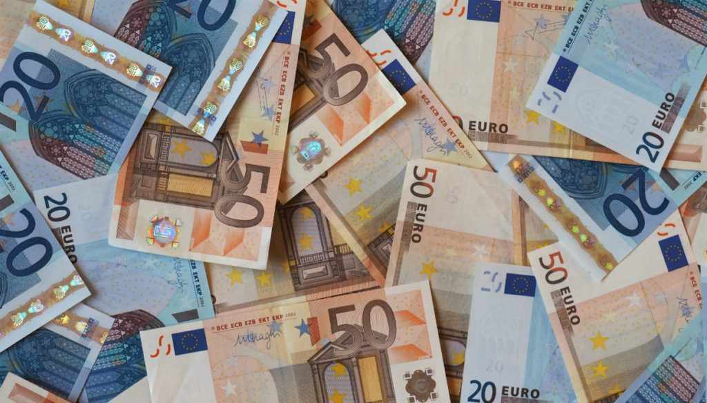 Εφάπαξ €92.3 εκατ. για 806 δημόσιους υπάλληλους