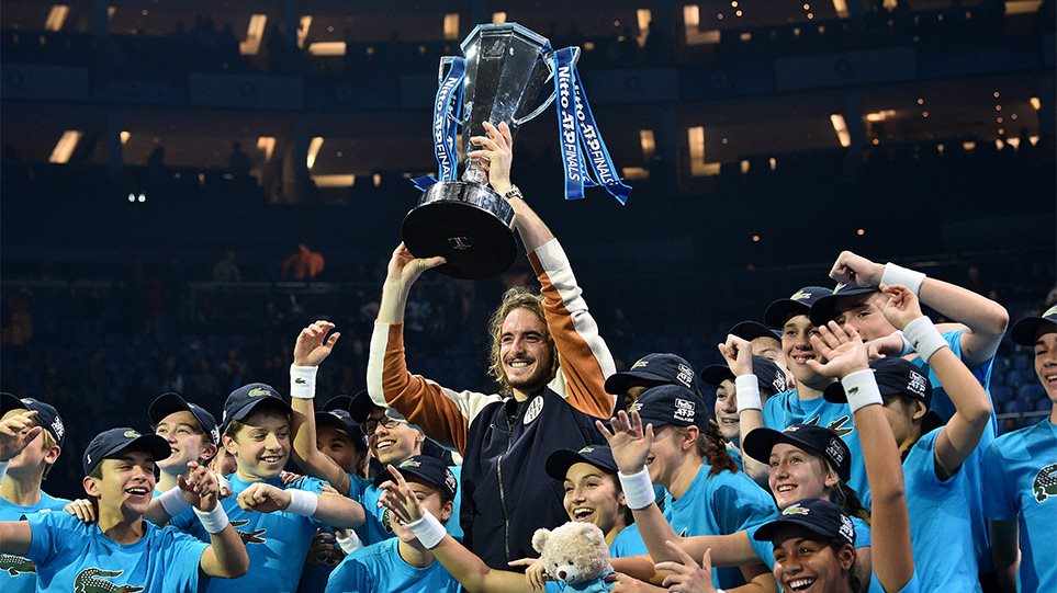 Στέφανος Τσιτσιπάς: Θρίαμβος και στα ATP Finals