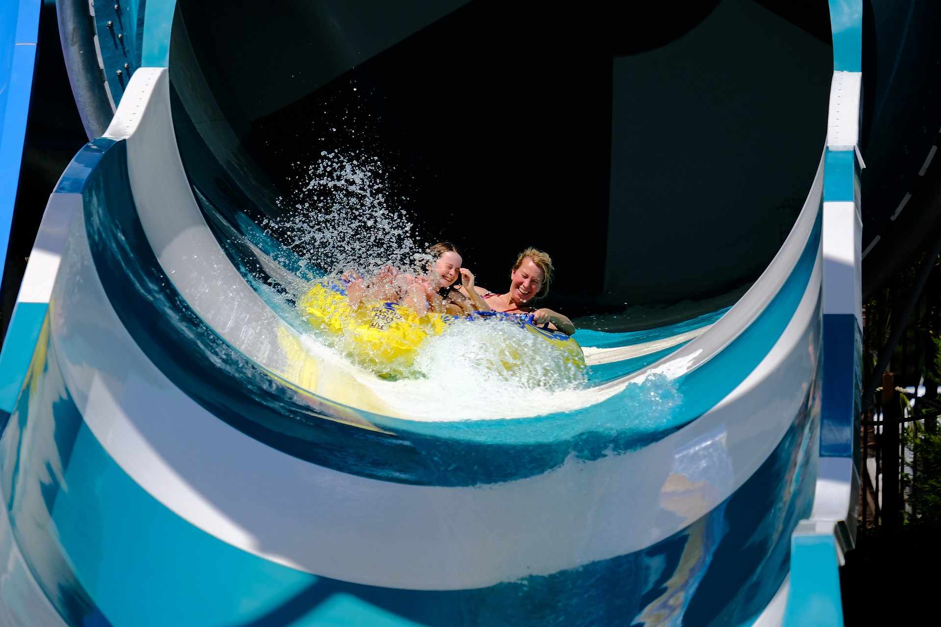 Το Fasouri Watermania Waterpark επιστρέφει!