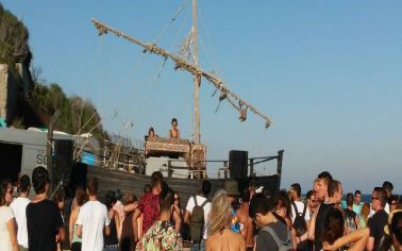 Event  at Ithaki Beach