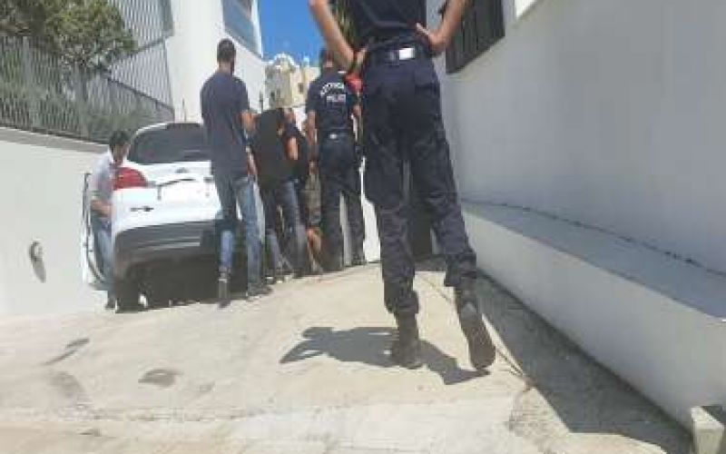 Χειροπέδες σε 26χρονο μετά από επεισοδιακή καταδίωξη