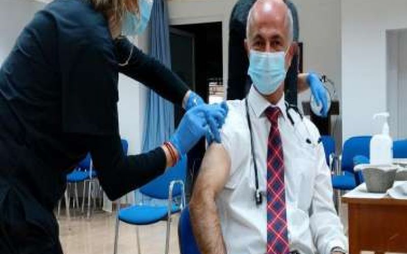 Δρ. Αβραάμ: "Δεν θέλουμε να χάσουμε παιδί από κορωνοϊό"