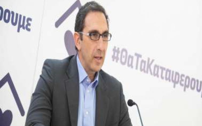 Στις 14:30 τα λένε Υπ. Υγείας - Επιστημονική ομάδα