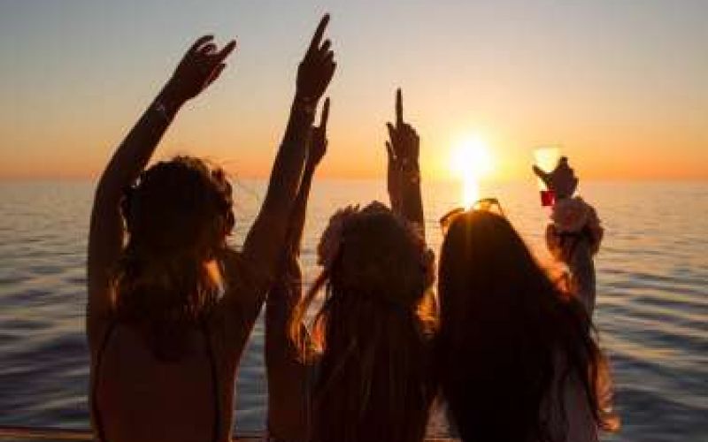 KESH Celebrates 6 Years with an Unforgettable Sunset Boat Party in Limassol