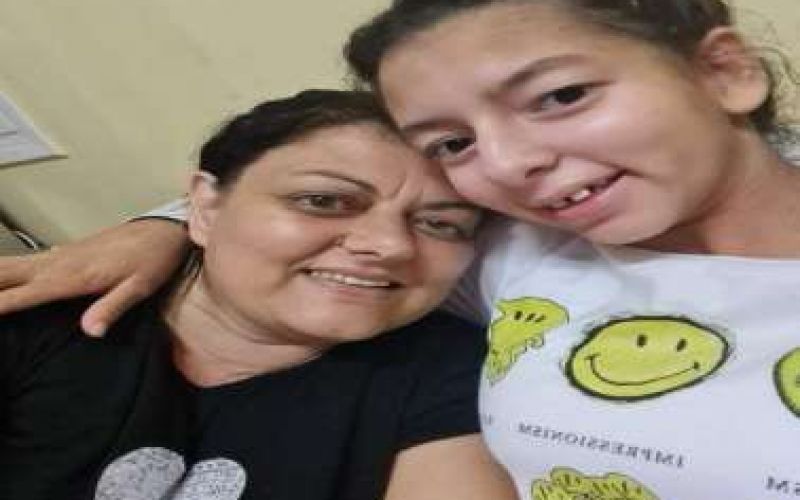 Το 14χρονο κορίτσι υποφέρει από ιχθύαση