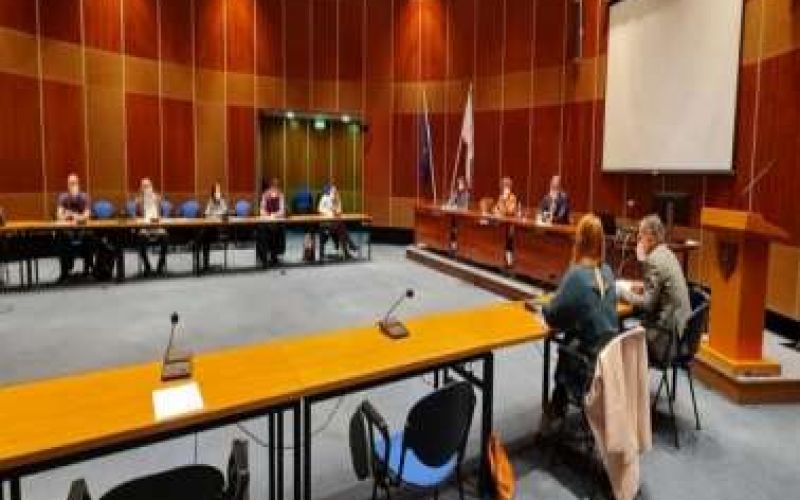 Εφαρμόζεται τη Δευτέρα το Test to Stay στα σχολεία