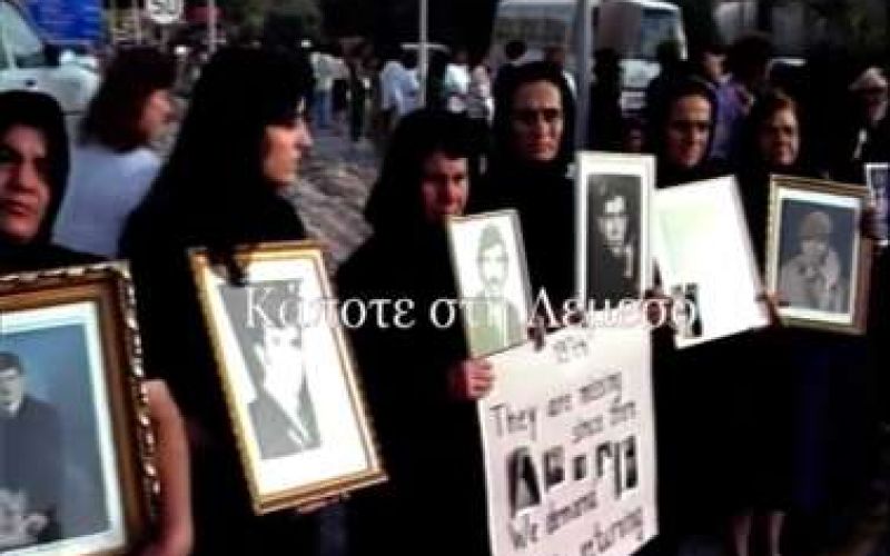 Αλυσίδα απελευθέρωσης από 70.000 γυναίκες από όλη την Κύπρο