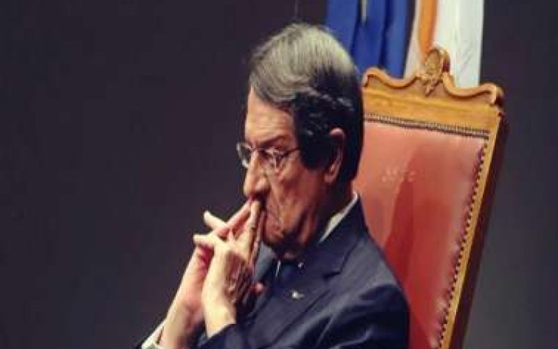 Κόμματα ζητούν την παραίτηση Αναστασιάδη για Pandora Papers