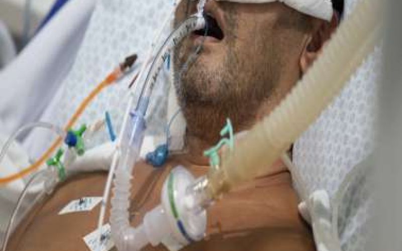 Στην Εντατική  23χρονος με κορωνοϊό