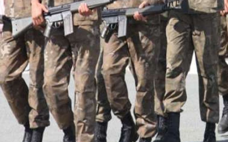 Καταγγελία για απαλλαγές στο στρατό επί πληρωμή