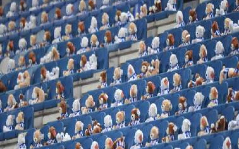 15.000 Λούτρινα Αρκουδάκια φιγουράρουν στην εξέδρα της Χέρενφεϊν