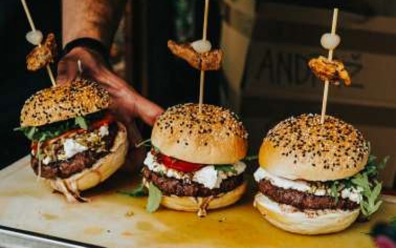 Where to eat delicious burgers in Limassol