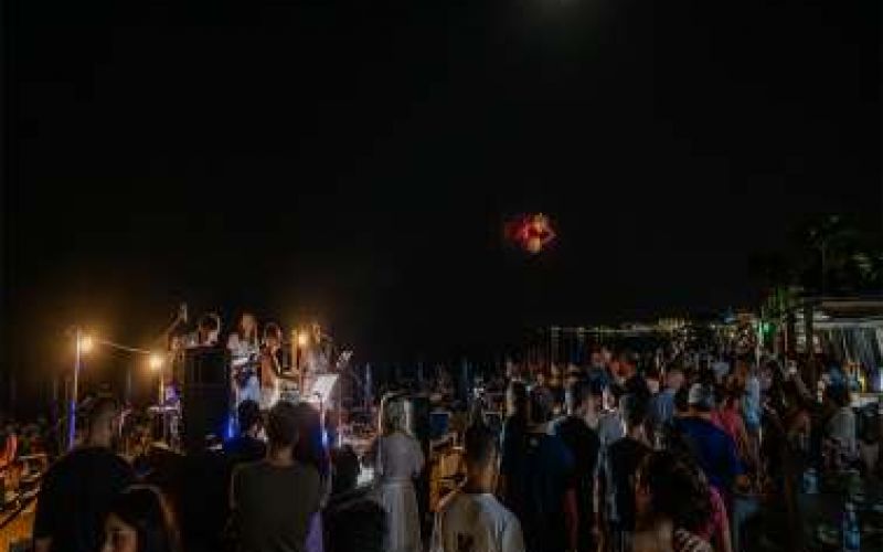 Είστε έτοιμοι για άλλο ένα αξέχαστο καλοκαίρι με άρωμα Νεολαίας;