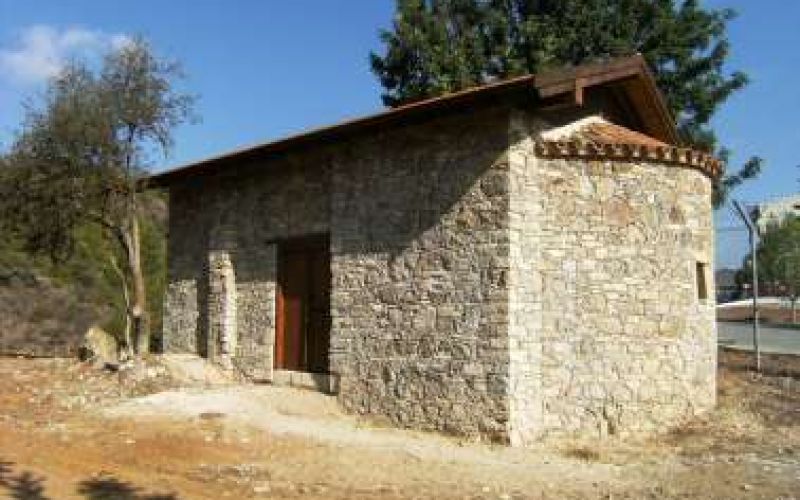 Το εξωκλήσι των Αποστόλων Πέτρου και Παύλου στα Λεύκαρα 