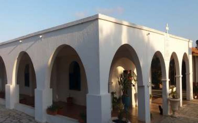 Εξωκλήσι και σπηλιά Παναγίας Ευαγγελίστριας