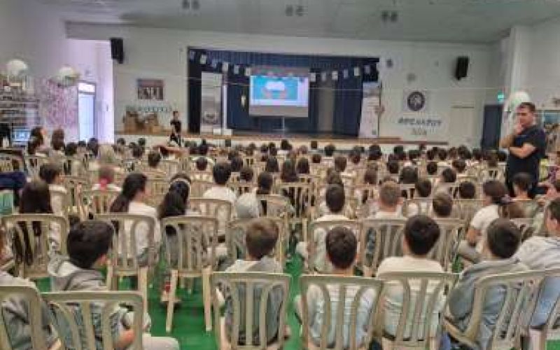 800 Students Join Forces for a Plastic-Free Cyprus