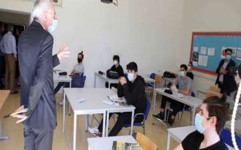Στις 14 Σεπτεμβρίου η επιστροφή στα σχολεία
