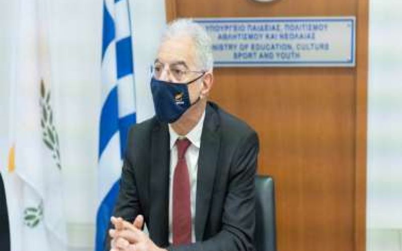 Τα σενάρια για τα σχολεία