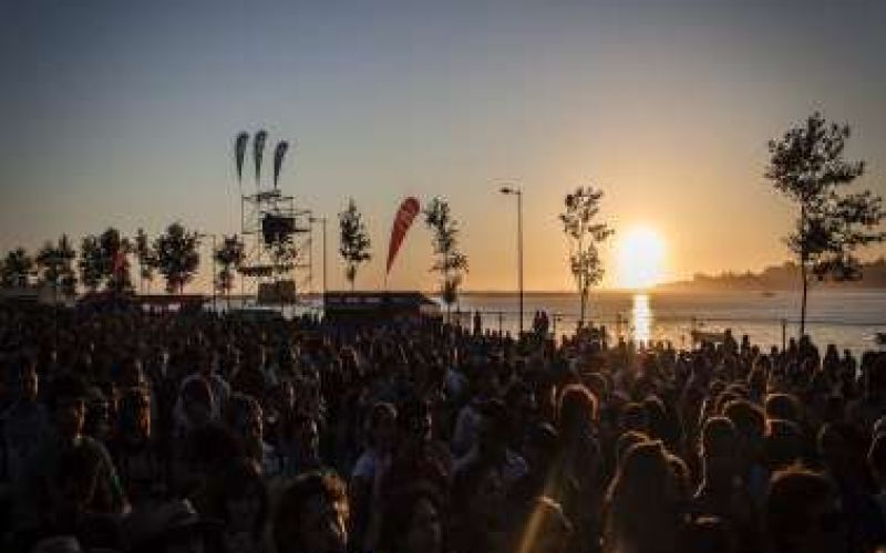80s & 90s beach (disco) party vol2