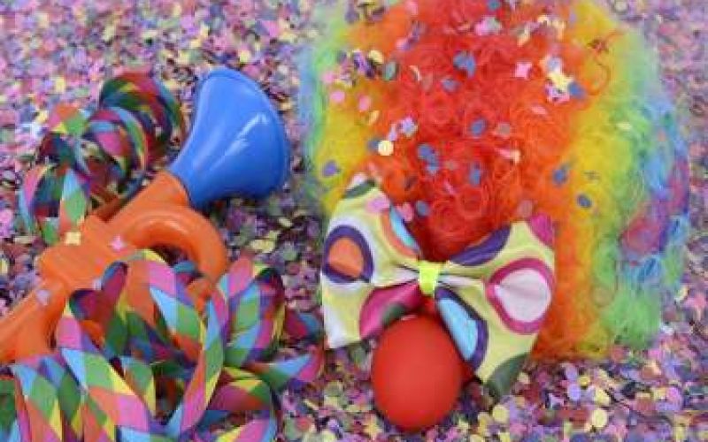 Έρχεται το πιο hot carnival party στη Μαρίνα Αγίας Νάπας