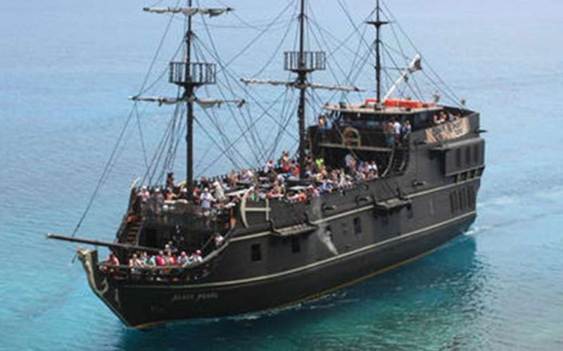 The Black Pearl Pirate Boat