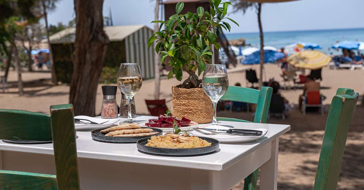 Παράγκα Ayia Triada Beach