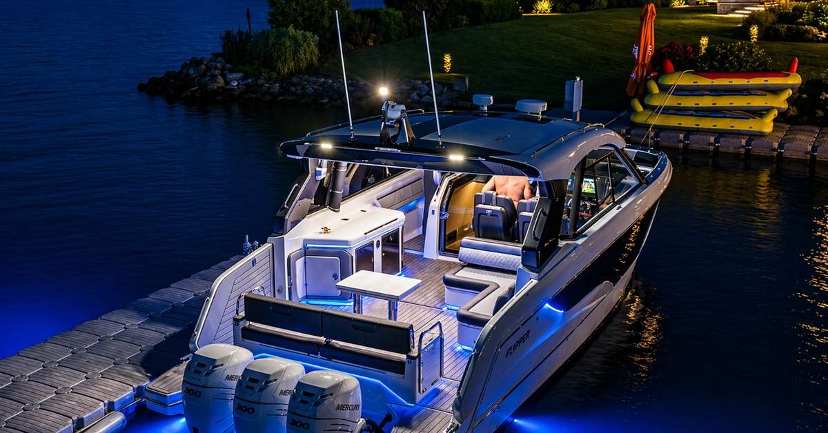 Cavo Blu Yacht Charters